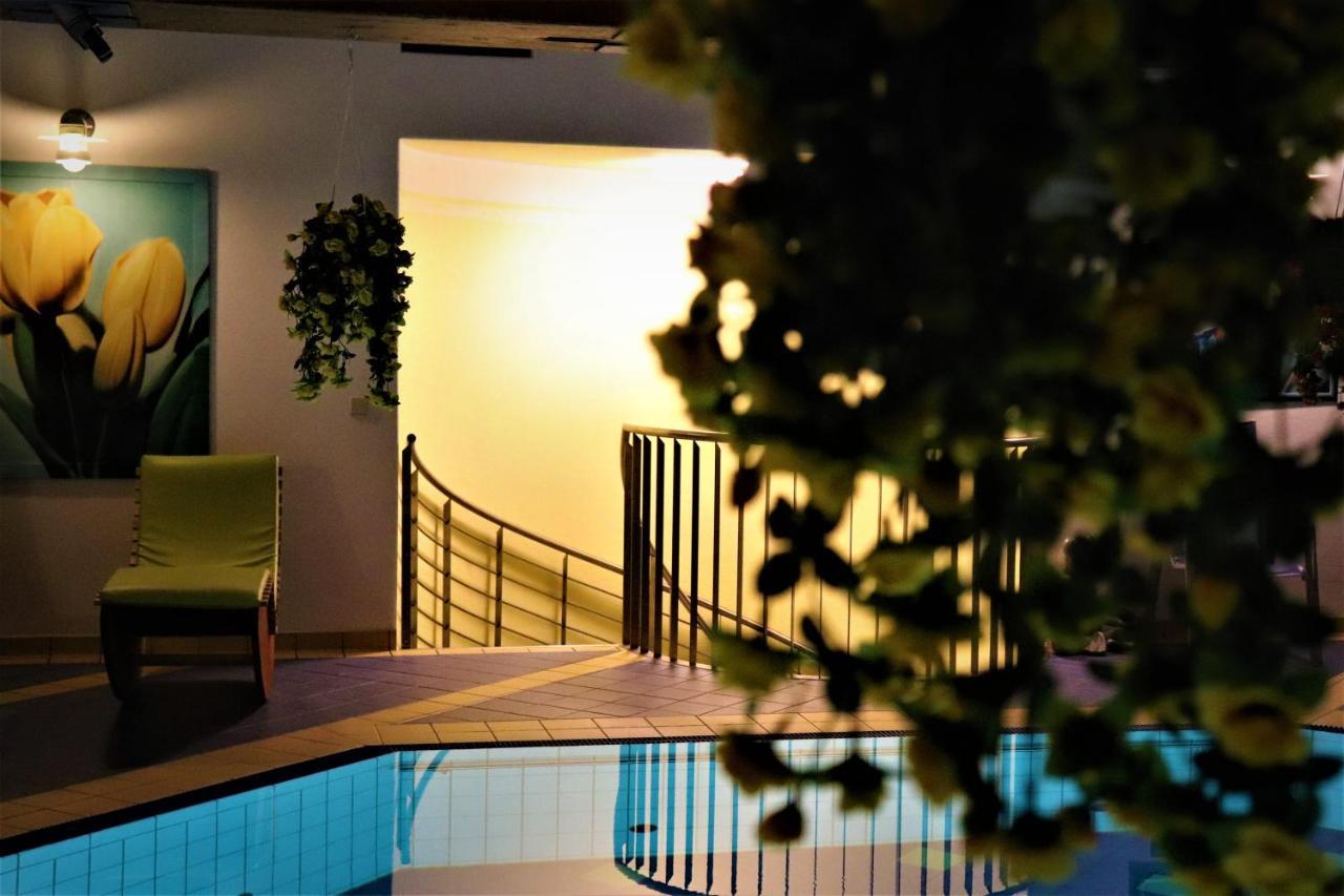 Hotel Und Appartementhof Waldeck Bad Fussing Exterior photo